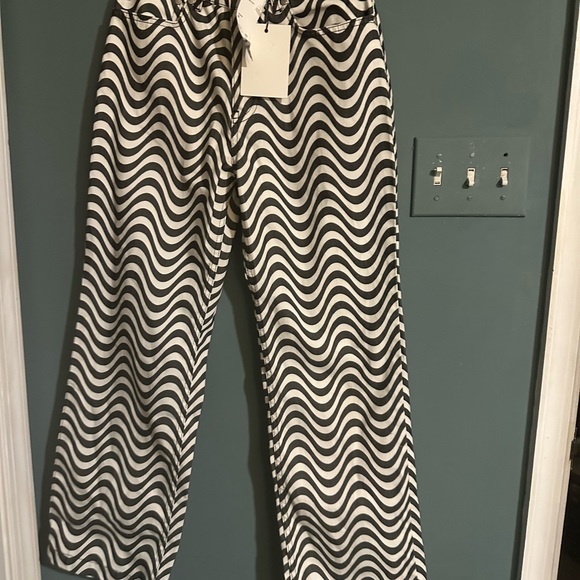 The Ragged Priest Wide Leg Dad Fit Black White Wave Print Jeans Size 26 - Picture 2 of 6